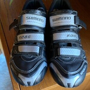 Shimano Black and Silver Cycling Shoes